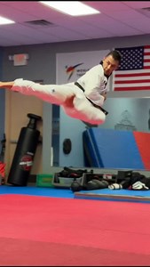 1.7K views · 504 reactions | • Get back to the flips & spinning kicks 屢 #taekwondo #bestschool @c.inzunza | Steban Monroy Diaz | Facebook