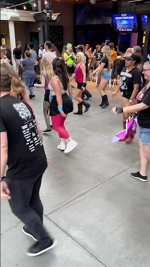 HIGH CLASS Line Dance #bootscootin #linedance