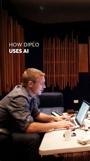 Diplo is integrating AI into his production workflow for stem manipulation. It’s a bold move in a divided industry 🤖 Does AI assist the creative process, or does it take away the “human touch” we love in music? Let’s hear it 💬 #Diplo #Ai | Future House Music
