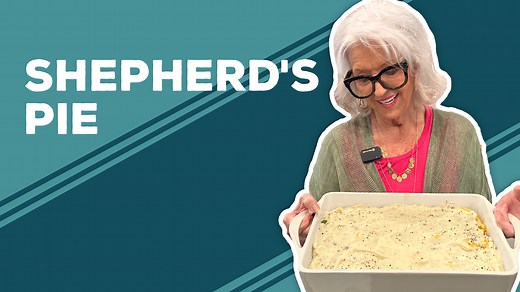 178K views · 3.3K reactions | I kept it pretty loose-y goose-y today when I made this delicious Shepherd's Pie recipe, but if you're like Theresa and like to follow a recipe, this one is a great option: https://www.pauladeen.com/recipe/shepherds-pie/ | Paula Deen | Facebook