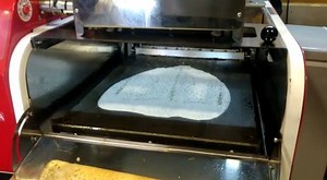 #DosaMatic Making Dosa at Cafe Coffizza, Bhavnagar | Mukunda Foods | Facebook