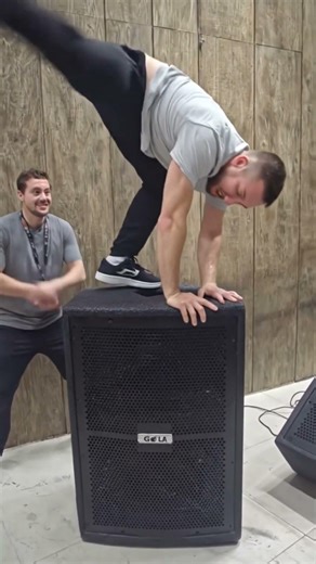 MATRIX-PRO, PROFESSIONAL MONITOR SINGLE 12". 4500₹ - GAGAN BEDI 9315051805