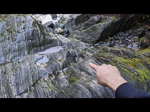 There Are Gold Nuggets Just Sitting On The Bedrock Here!