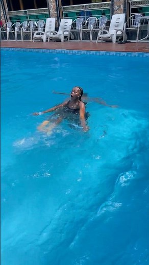 Bluetooth connected in the pool