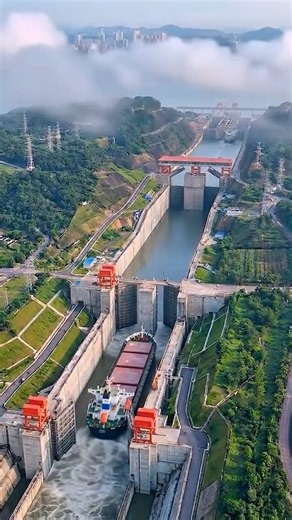 Mega Canal Lock Construction Timelapse 🚧 From Ground to Full Operation in Minutes