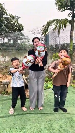 Accidentally Gave the Wrong Gift 🎁… and the Unexpected Ending! 😂 #storytime#hilarious