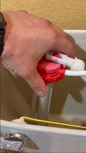How To Replace A Toilet Fill Valve #plumbing #plumber #plumbingtime #diy #diyprojects