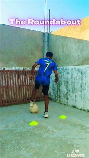 5 Ball Mastery Workouts For Footballers |