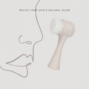 🌿 Entdecken Sie unsere revolutionäre bdr 2-in-1 Cleansing & Peeling brush – Ihr neuer Verbündeter für eine strahlende und gesunde Haut! 🌟 ✨ Tiefenreinigung und sanftes Peeling in einem: Unsere bdr 2-im-1 Brush vereint einen Mikrofaser-Aufsatz für eine effektive Tiefenreinigung, die Schmutz und Make-up-Reste schonend entfernt, mit einem Silikon-Peelingpad. Das Ergebnis? Eine porentief gereinigte Haut, die sich frisch und erneuert anfühlt. Ideal in Kombination mit unserem bdr Reinigungsschaum De