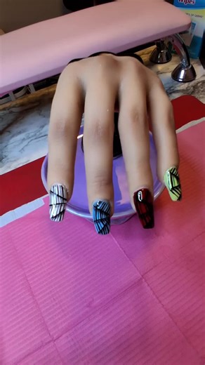 Veeda Bella Practice Hand for Beginner Nail Techs