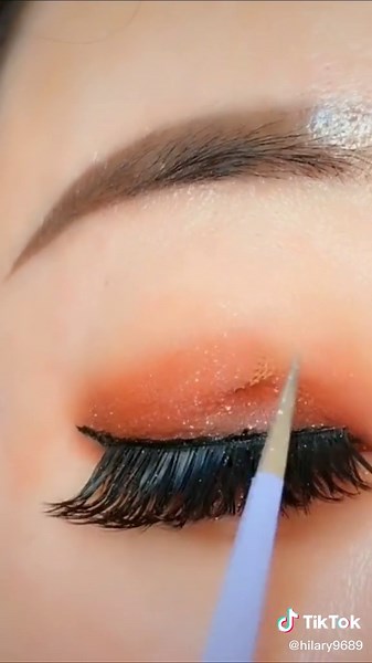 The correct way to use double eyelid #eyelids #beautiful #fypシ #ArbysDiabloDare #tips