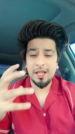 Guy's Vlog on YouTube with Funny Content | Watch Now!