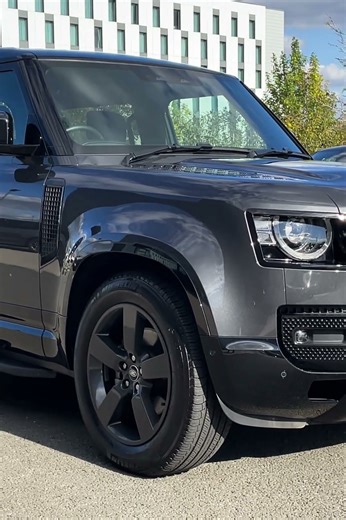 2023 Land Rover Defender D250 X-Dynamic HSE — Style, Performance & Elegance