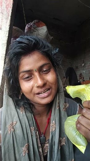 He is poor brother, please support him from the tea leaf shop #youtubeshorts #trending #dance #yt...