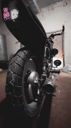 Apni Bike🏍️mai SuperBike🏍️ k Footrest lagwa deya 😱| Apachi Footrest install in Splendor