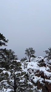 A hike through the snowy range, anyone? 🥾 We're welcoming in the winter landscapes with open arms and cozy jackets. ❄️ 📸 @otipobyphotos 📍Očhéthi Šakówiŋ, hinono’eino’ biito’owu’ (Arapaho), Núu-agha-tʉvʉ-pʉ̱ (Ute), and Tséstho’e (Cheyenne) lands #VisitUSAParks #hiking #winterweather #colorado #hikingtrail #snowylandscapes | Visit USA Parks