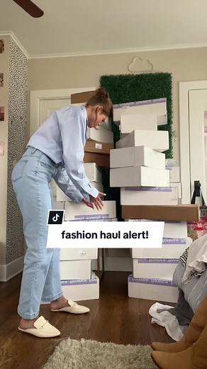 nothing like a good fashion haul #fbmfashion #fashiontok #haul #unboxing #retailtherapy #pov