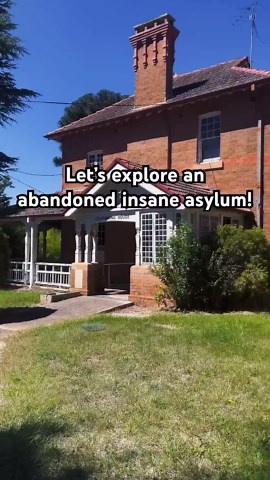 Exploring an abandoned insane asylum!
