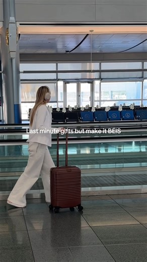 BÉIS on Instagram: "Don't worry, you've still got today. It's the last day to shop and still get your gifts in time for the holidays!"