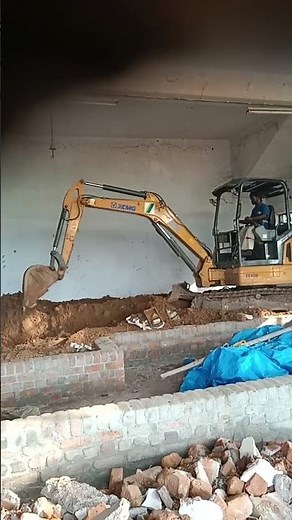 Mini excavator rental available 8608412061