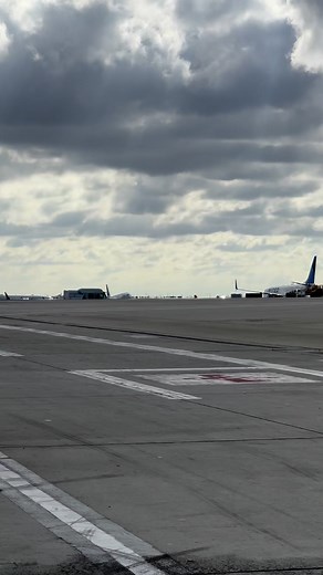 292K views · 8K reactions | American Airlines (One World Livery) bound for Dallas #fyp #fblifestyle | planelord | Facebook