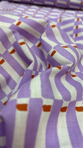 🙋‍♀️ Hands up if sewing feels like a therapy session There’s something about switching off, using your hands, and watching something come together stitch by stitch that just hits different. So much of our time is spent showing up for everyone else, this year, what if you showed up for you? Let 2026 be the year you: ✨ make time for creativity ✨ build confidence through learning ✨ find your calm at the sewing machine You don’t need a reason. You deserve it | Sew Confident