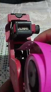 How to change the roll of a price labeler, quickly and easily. #fypviral