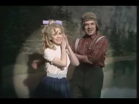 The Lumberjack Song - Monty Python