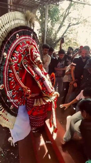 Moovalamkuzhi Chamundi | Pattuvatheru Kurumba Bhagavathi Kshethram | Theyyam #theyyam #chamundi