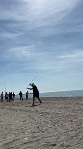 Tiro de pendulo in Almerimar Spagna 🇪🇸 durante el curso de lanciamiento #fishing #longcasting #surfcasting #pesca #biagiomorra #fishingtrip #fishinglife #reel #Spagna #almerimar | Biagio MORRA