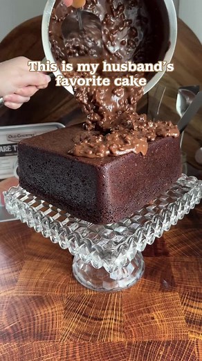 Mile High Texas Sheet Cake Recipe