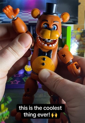 Best Five Nights at Freddy's Figurine Unboxing Experience