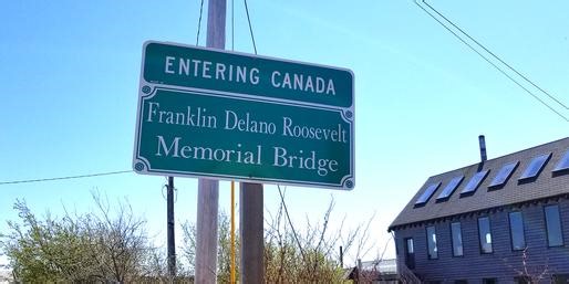 Do These States Border Another Country?