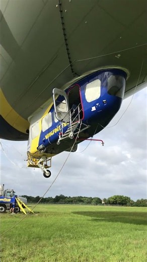 Bringing the airship back to earth! #aircraft #airplane #aviation #airship