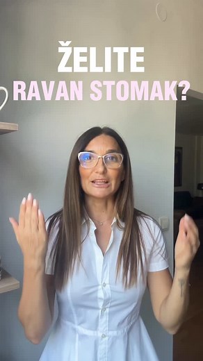 Lara Bojanic on Instagram: "Larine fit kuvarice za žene 40+ Ove kuvarice su posebno dizajnirane za žene koje žele da smršaju, osećaju se lagano i zdravo, i zadrže optimalno zdravlje nakon 40. godine – bez gladovanja, komplikovanih dijeta i gubljenja vremena u kuhinji. Šta čini Larine fit kuvarice tako posebnima? Prvo, obe kuvarice sadrži čak 100 ukusnih i nutritivno izbalansiranih recepata, prilagođenih potrebama žena koje žele ravan stomak, ubrzan metabolizam i više energije tokom dana. Uz rece