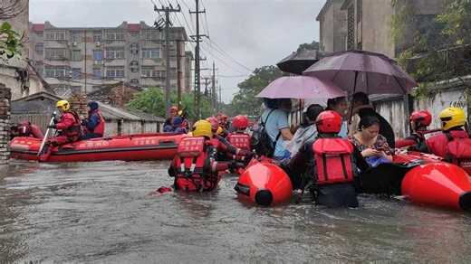 Heavy rains, floods maroon China, thousands evacuated; more downpours expected