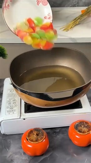 36K views · 191 reactions | One pan for multiple cooking methods #cooking #cookingathome #KitchenEssentials #kitchenhacks #cookware | Taylor Recipes | Facebook
