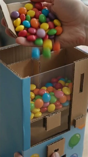 This Homemade Vending Machine Actually Works! 😱