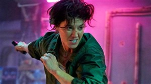 'Kate' Trailer: Mary Elizabeth Winstead Continues Netflix's Badass Era - SlashFilm