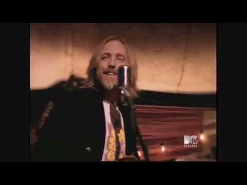 Tom Petty and the Heartbreakers - Walls (MTV Classic Music Video)