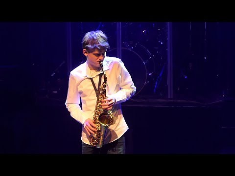 Hey Jude - Epic Saxophone Version!
