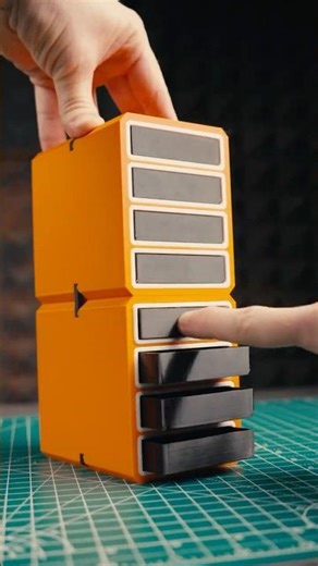 This 3D Printed Rack Grows With Your Setup