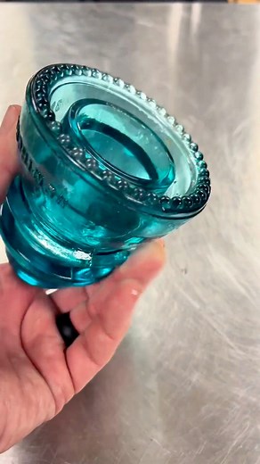 Making a glass arrowhead from an antique glass electric insulator. #flintknapping #arrowheads #primitiveskills #microwavekiln #glassart | Blonde Okie