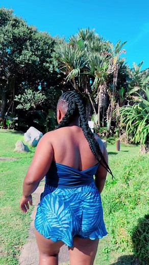 Relaxing Beach Day: Coastal Walk with Scenic Views