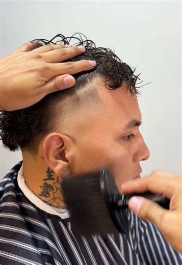 Taper fade: corte taper alto paso a paso