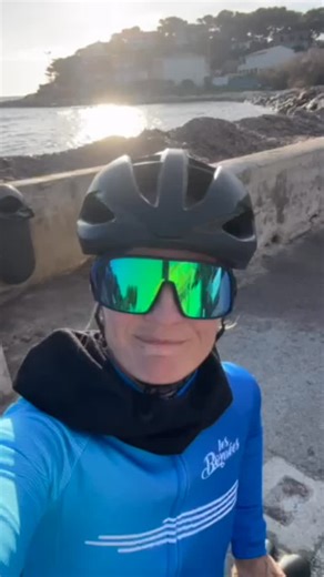 Les Bornées : communauté de cyclisme & triathlon on Instagram: "Cap sur 2026 ! Notre ambassadrice Céline partage sa résolution pour aborder cette nouvelle année avec motivation, régularité et plaisir. À écouter, à enregistrer, à appliquer 💪"