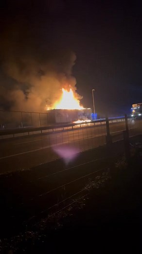 349K views · 1.7K reactions | Cette nuit 3h du matin sur l’A46 à Amberieux 69 | Les boulettes de routiers - officiel | Facebook