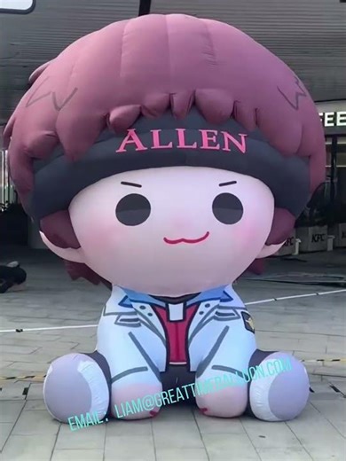 Custom giant inflatables