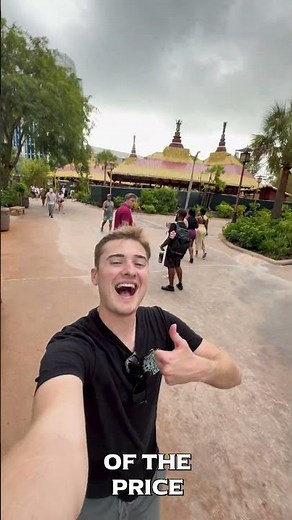 An Orlando Local Tries Out Universal's Volcano Bay Nights!!
