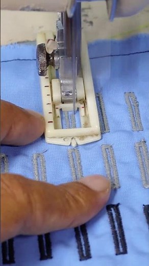 sewing technique using a hemmingfoot 22